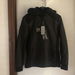 Men's Black Hooded Softshell Jacket with Zip Pockets